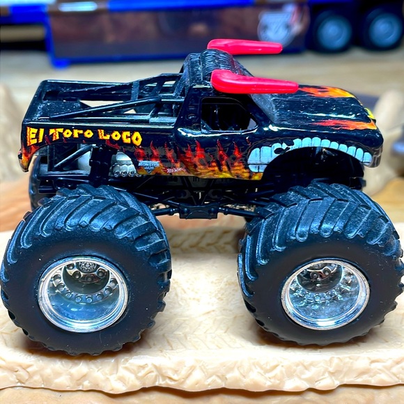 El Toro Loco - Picture 3 of 3